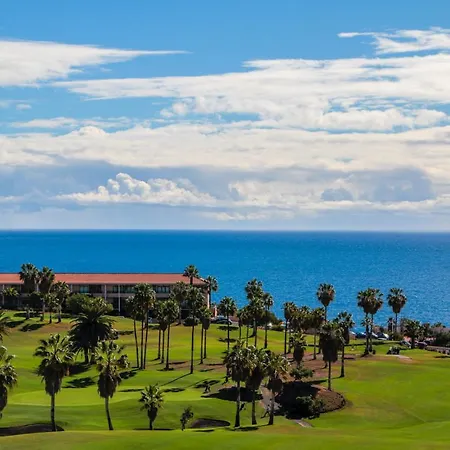 Golf View - Stunning Ocean View Golf Del Sur Apartment San Miguel de Abona