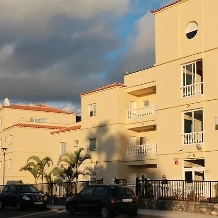 Golf View - Stunning Ocean View Golf Del Sur Lägenhet *